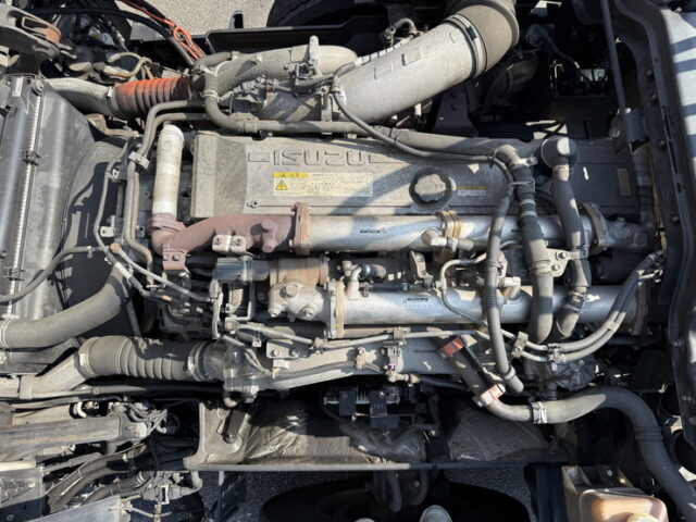 いすゞ：ギガ：ハイルーフ：トレーラーヘッド：アルミホイール：スムーサー