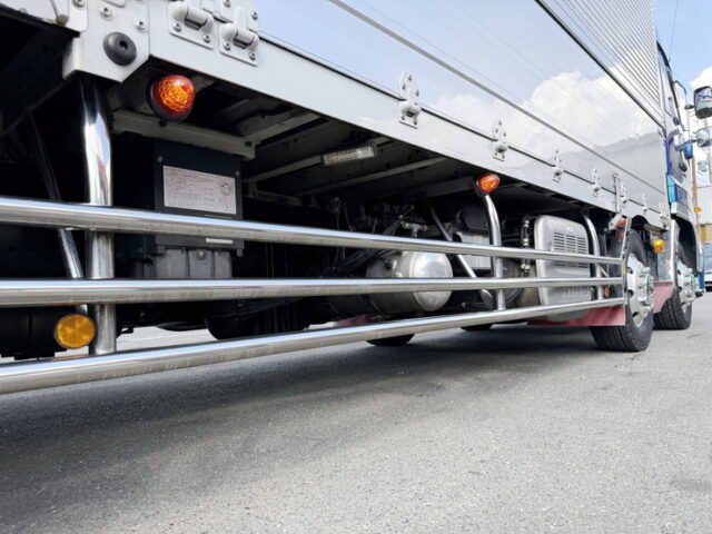 日野：17プロフィア：ハイルーフ：ウィング：メッキ多数：ステンレス多数：プロシフト