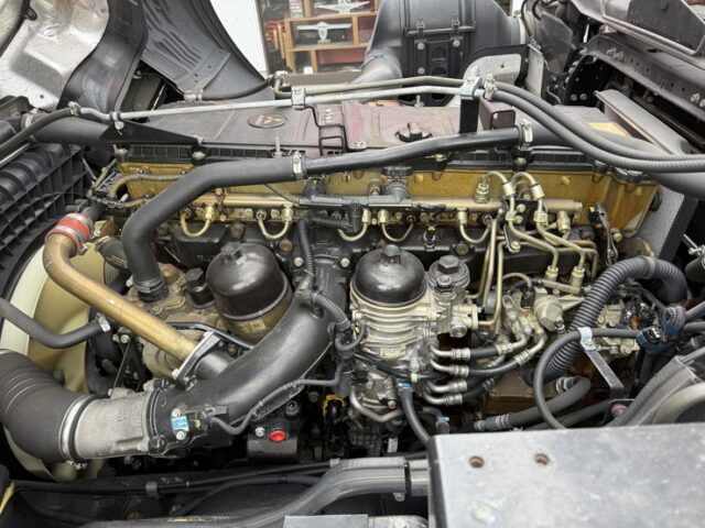 17スーパーグレート：ハイルーフ：冷凍バン：アルミホイール：サブエンジン：ジョロ4キーストン