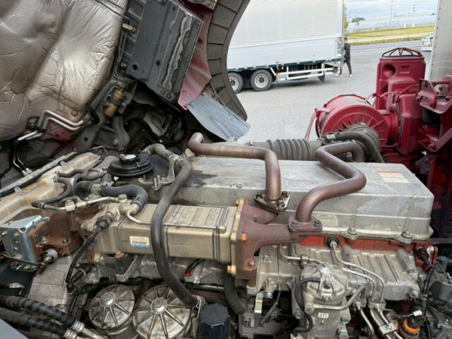 日野：プロフィア：冷凍バン：サブエンジン：アルミシマ床：架装多数：内装生地張り