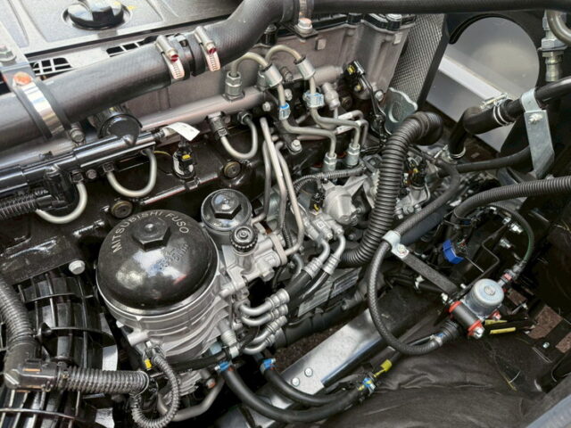 24スーパーグレート:スーパーハイルーフ:ウィング:アルミホイール:リア門口ステンレス