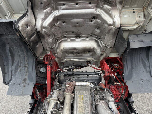 いすゞ:ギガ:ハイルーフ:トレーラーヘッド:フロントバイザー:第5輪荷重11.100㎏