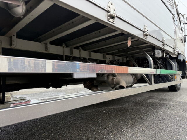 日野：17レンジャー：ハイルーフ：ウィング：6200ワイド：リア門口ステンレス