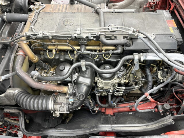 スーパーグレート　ハイルーフ　冷凍バン　サブエンジン　ジョロ4キーストン　7速