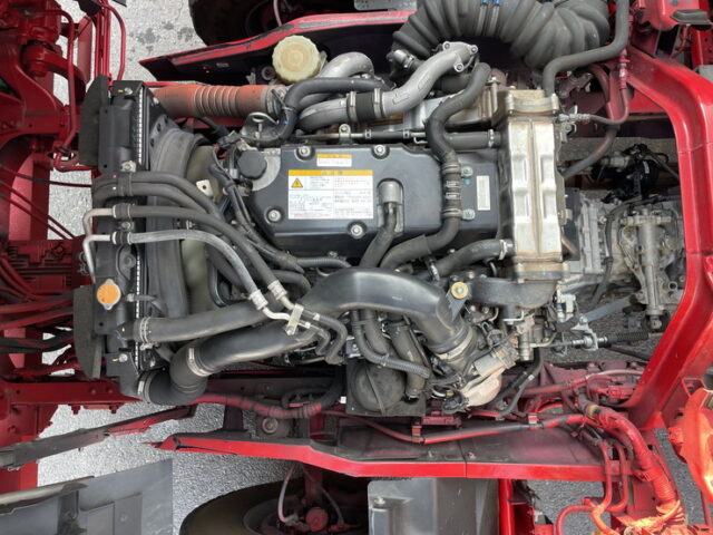 いすゞ：フォワード：ウィング：6200ワイド：エアサス：架装多数：木床：240馬力