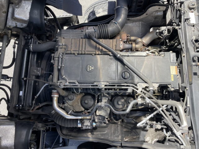 スーパーグレート：ハイルーフ：ウィング：造りボディ：ステンレス多数：420馬力