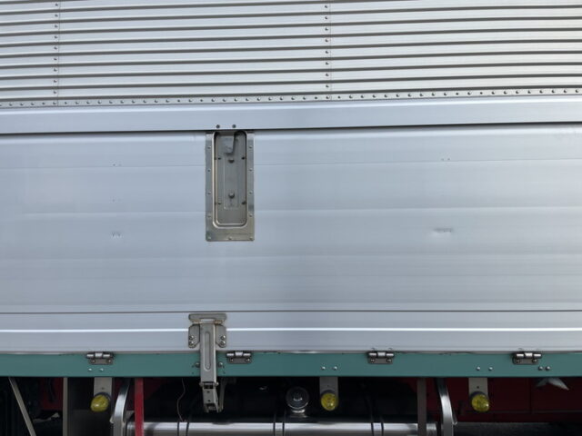 日野　プロフィア　1Mアオリ　ウィング　エアサス　ボディ取り可能