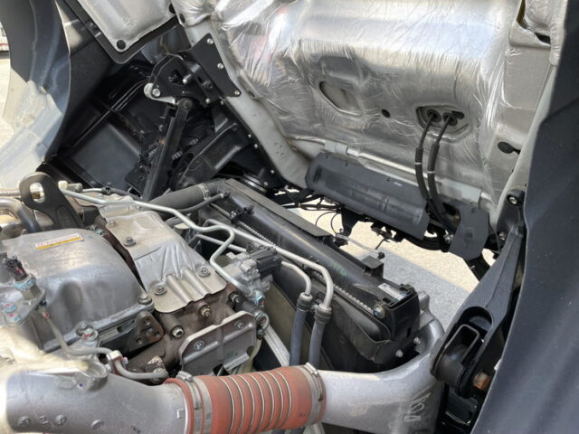 いすゞ：ギガ：ハイルーフ：ウィング：AT：木床：アルミホイール：リアエアサス