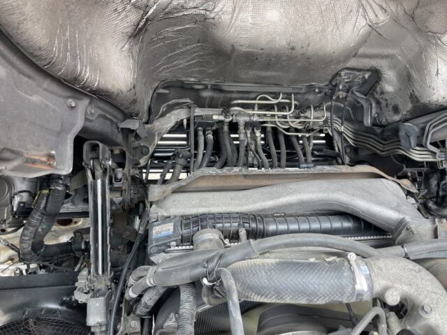 日野：テラヴィ：ハイルーフ：トレーラーヘッド：後輪エアサス：第5輪荷重11.500㎏