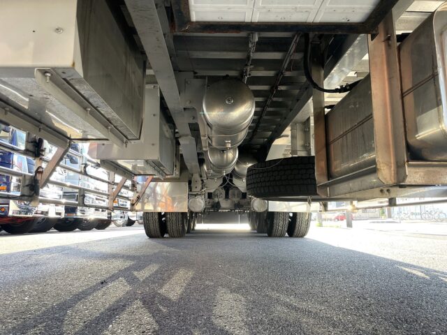 フルハーフ　トレーラー冷凍バン　サーモキング　プレジデント　３軸　リフトアクスル(中残し)