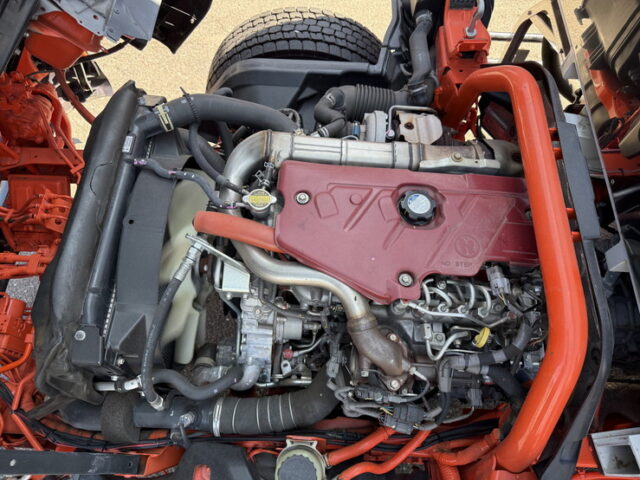 R3　日野　デュトロ　ワイドロング　アルミウィング　造りボディー　メッキ多数　