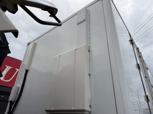 日野：レンジャープロ：ハイルーフ：冷凍バン：左観音扉：キーストン床：エアサス