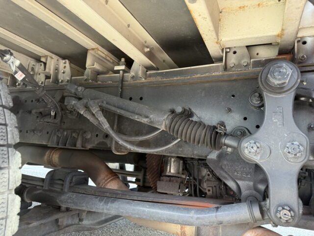 日野：17プロフィア：ハイルーフ：ウィング：メッキ多数：ステンレス多数：プロシフト