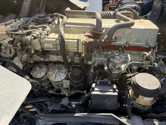 日野：17プロフィア：ハイルーフ：ウィング：リア門口ステンレス