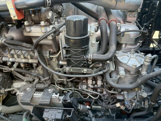 いすゞ：ギガ：冷凍ウィング：サブエンジン：ジョロ4キーストン：ステンレス多数