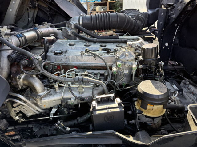 日野：17プロフィア：冷凍バン：メッキ多数：サブエンジン：ジョロ4キーストン