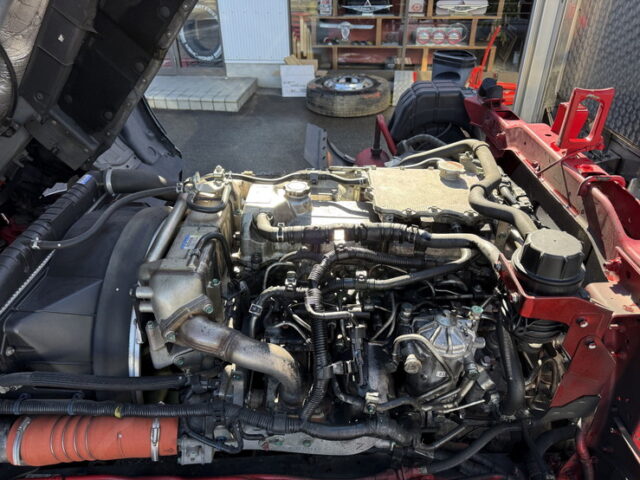 日野：レンジャープロ：ウィング：ボディ枠ステンレス：90アオリ：240馬力：エアサス