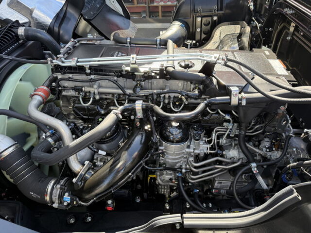 24スーパーグレート：スーパーハイルーフ：トレーラーヘッド：未使用：プレミアムライン