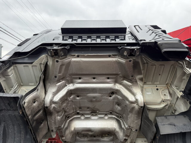 いすゞ:ギガ:ハイルーフ:トレーラーヘッド:フロントバイザー:第5輪荷重11.100㎏