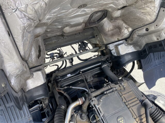 スーパーグレート：ハイルーフ：ウィング：造りボディ：ステンレス多数：420馬力