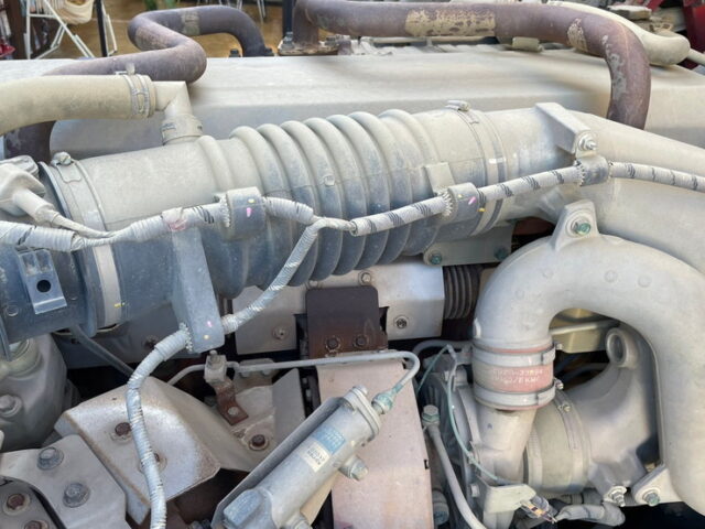 日野　17プロフィア　ダンプ　ハイルーフ　Ｌゲート　メッキ多数