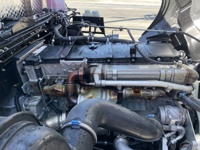 17スーパーグレート　ハイルーフ　冷凍ウィング　未登録未使用　造りボディ　格納ゲート付