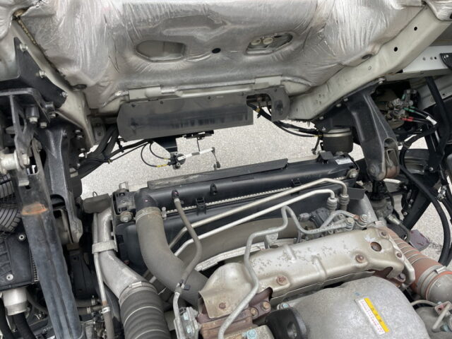 いすゞ：ギガ：ハイルーフ：ウィング：メッキ多数：アルミホイール：スムーサー