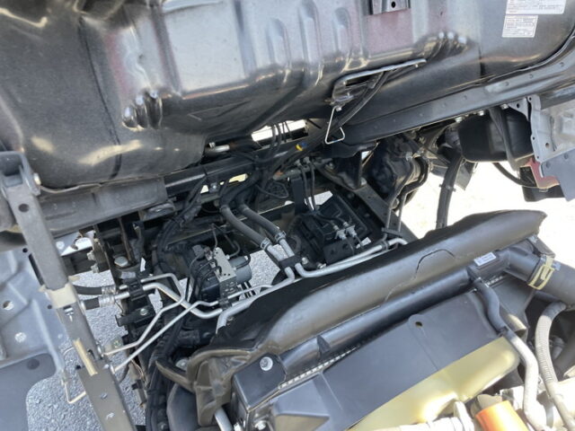 日野：デュトロ：アルミバン：ワイドロング：木床：横扉：150馬力：AT車