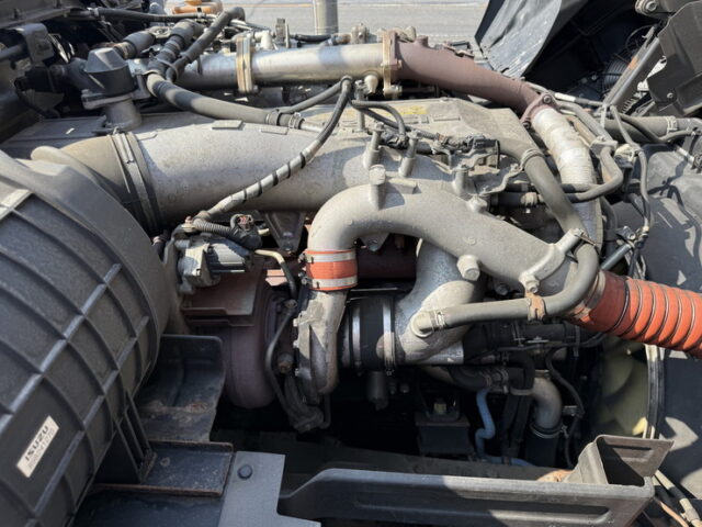 いすゞ：ギガ：ハイルーフ：トレーラーヘッド：アルミホイール：スムーサー