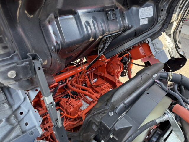 R3　日野　デュトロ　ワイドロング　アルミウィング　造りボディー　メッキ多数　