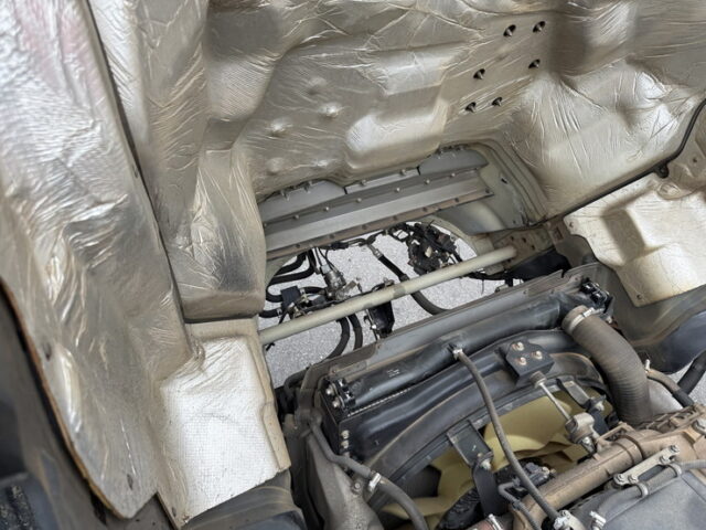 スーパーグレート：トレーラーヘッド：ハイキャブ：アルミホイール：エアサス