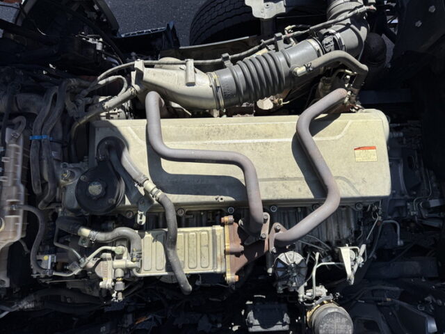 日野：17プロフィア：ハイルーフ：ウィング：リア門口ステンレス