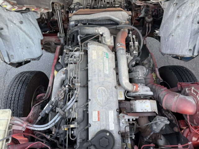 日野：テラヴィ：ハイルーフ：トレーラーヘッド：架装多数：ブタ鼻：後輪エアサス