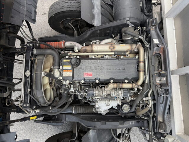 ファイター:ウィング:6200ワイド:後輪エアサス:格納ゲート:240馬力