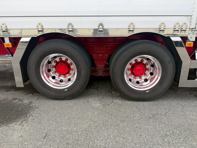 VOLVO：FH：グローブトロッター：ウィング：造りボディ：架装多数：高年式低走行