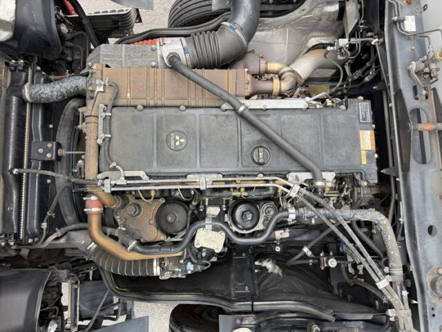 スーパーグレート：ハイルーフ：ウィング：メッキ多数：アルミホイール：格納ゲート