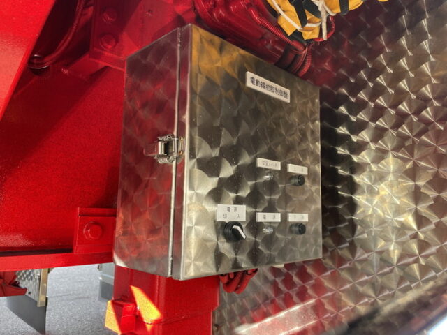 令和4年式 トレクス製 3軸 段付きトレーラーウィング リフトアクスル 後軸残し