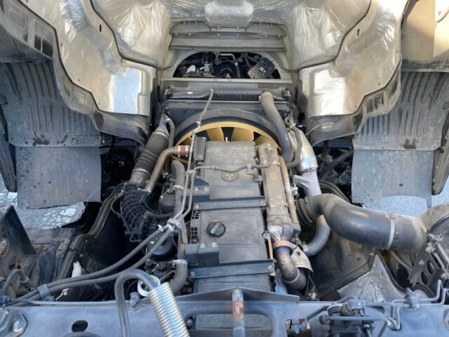 三菱ふそう　スーパーグレート　トレーラーヘッド　ハイルーフ　AT　ステンレスサイドバンパー