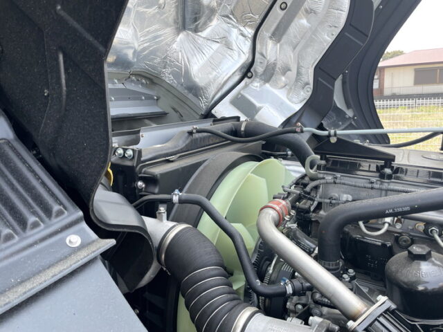 三菱ふそう：スーパーグレート：トレーラーヘッド：ハイルーフ：Ｄ尺：AT：未使用：第５輪11.5ｔ　