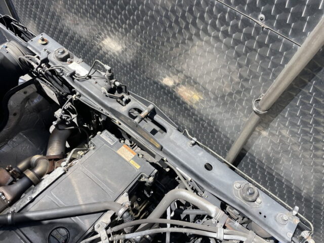 スーパーグレート：ハイルーフ：ウィング：造りボディ：ステンレス多数：420馬力