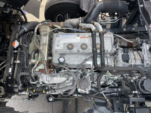 日野：17レンジャー：ハイルーフ：ウィング：6200ワイド：エアサス：格納ゲート