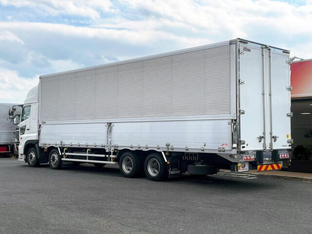 H30 プロフィア　アルミウィング　リア門口ステンレス　