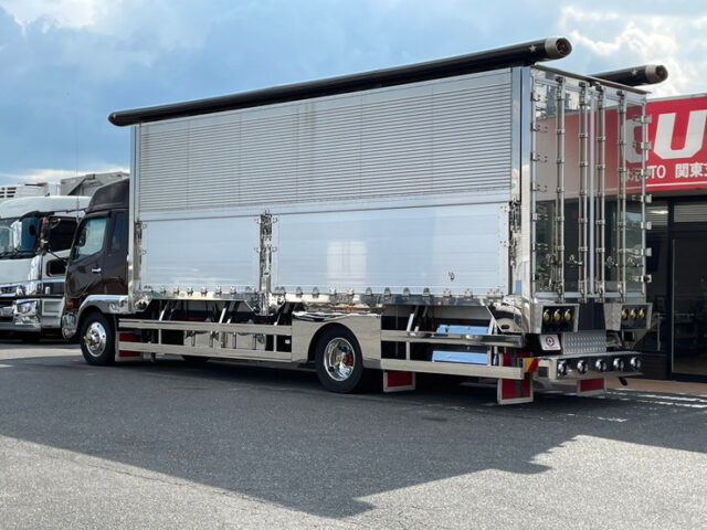 三菱ふそう　ファイター　ハイルーフ　冷凍ウィング　ヤマダボディ　ステンレスサイドバンパー　