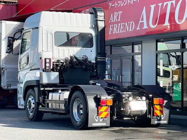 17スーパーグレート　トレーラーヘッド　ハイルーフ　未使用　E尺　460馬力　第5輪荷重11.500㎏　プレミアムライン