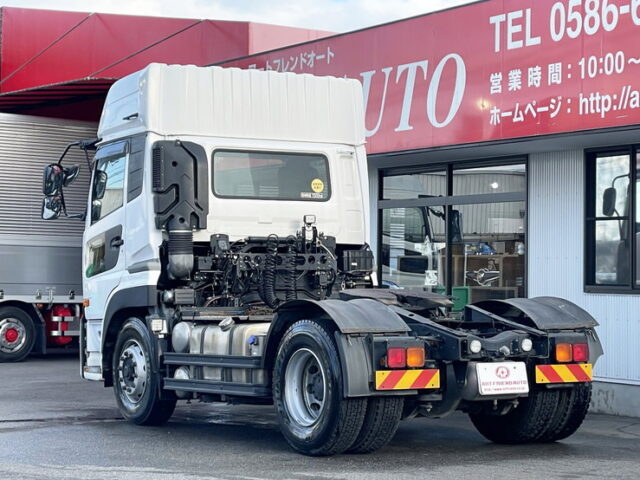 クオン　ハイルーフ　トレーラーヘッド　第5輪荷重11.500㎏　エアサス　410馬力