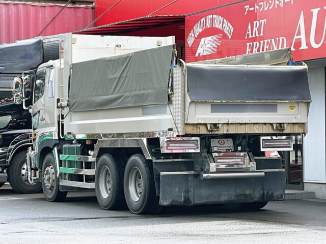 日野　17プロフィア　ダンプ　5300×2200　E13C　前出しバンパー　昇降機付き　電動コボレーン