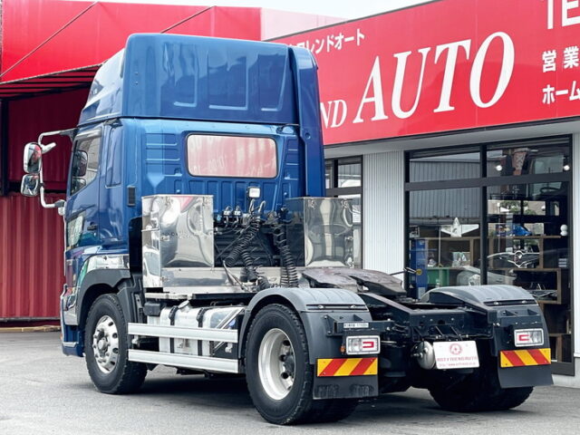 日野　17プロフィア　トレーラーヘッド　ハイルーフ　メッキ多数　アルミホイール　第5輪11.500㎏