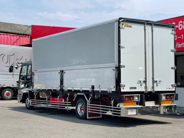 【895】H13　フォワード　冷凍ウィング　6200ワイド　リーフサス　生エンジン　6速