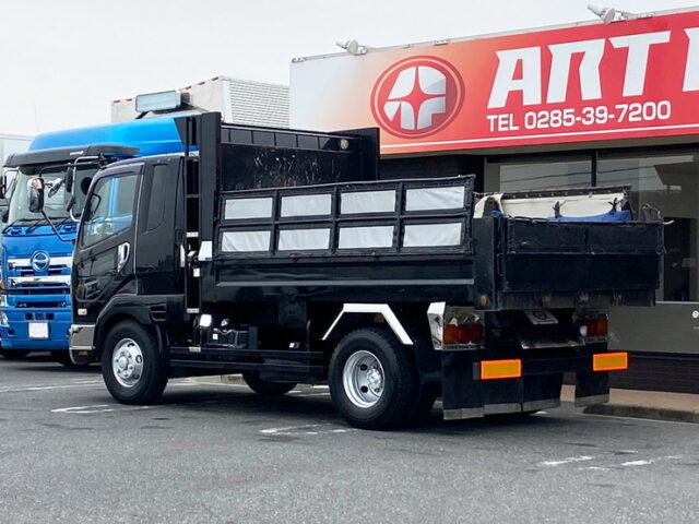 【940】H21　ファイター　ダンプ　電動コボレーン付　新明和ボディ　寝台付　車検付