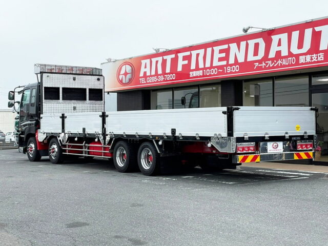 【1115】H25　ギガ　平ボデーアルミブロック　エアサス　木床　内フック26対